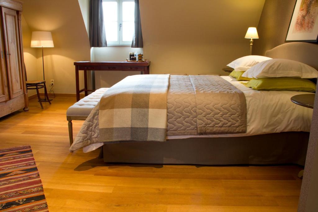 Hotel Het Oud Gemeentehuis Damme Kamer foto